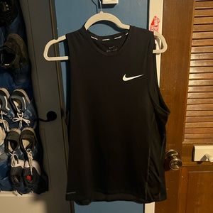 L Mens Nike Tank Top